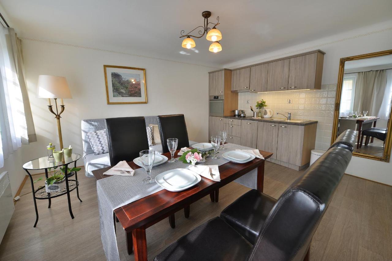 Apartament Nobles *